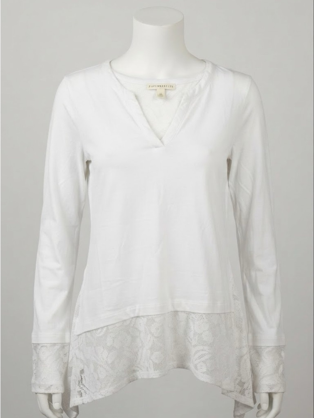 Lightweight White Lace-Hem Women's Top